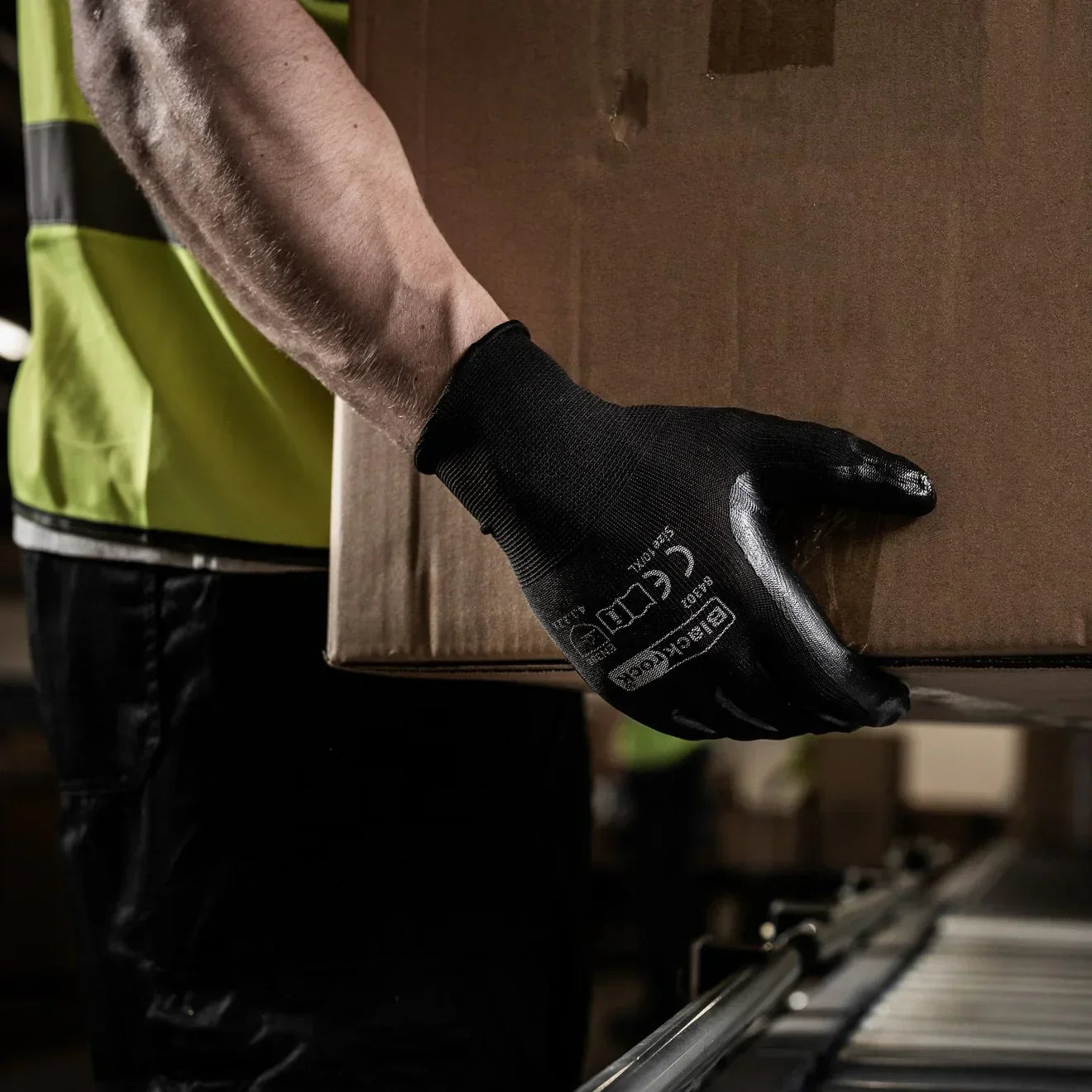 BlackRock 84302 Lightweight Super Grip Nitrile Gloves